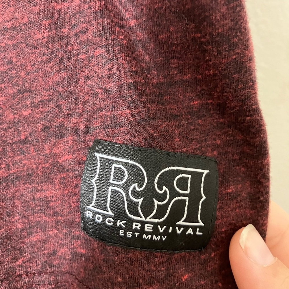 rock revival Tee Men’s M Burgundy Short Sleeves Comfort Logo Graphic Tshirt - Picture 3 of 8